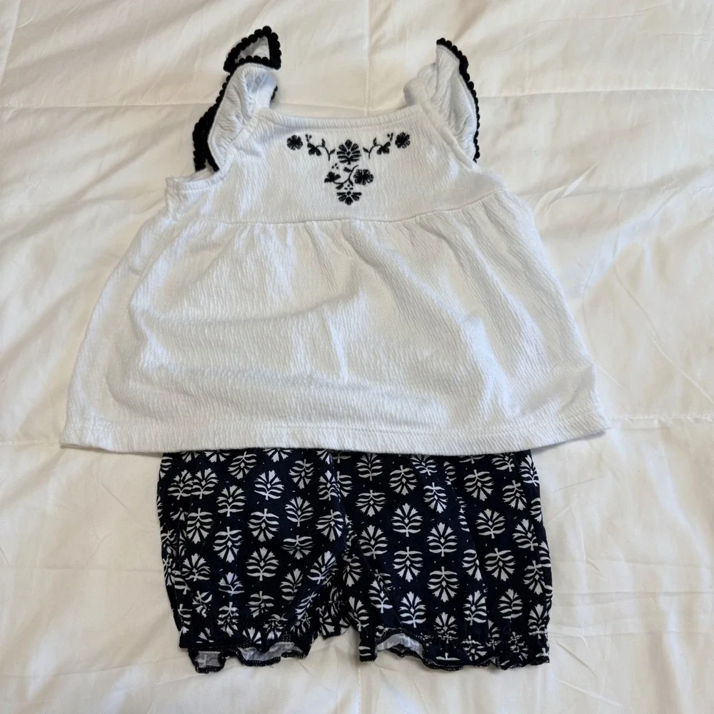 NEW - Carters Just One You Baby Girls 9M White Embroidered Top Navy Bloomers Set